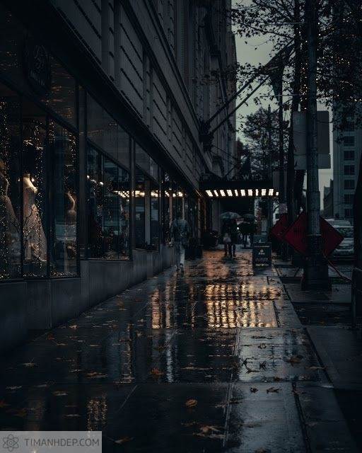 Hình ảnh đường phố về đêm buồn