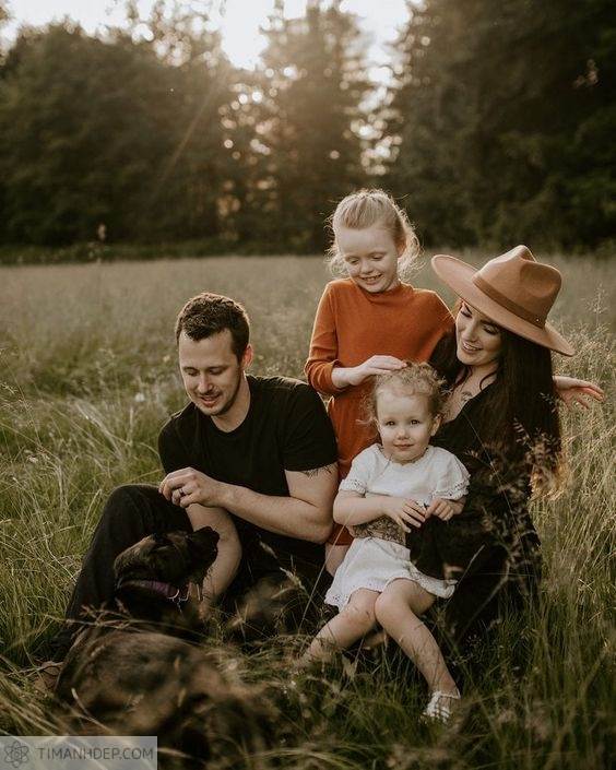 Hình ảnh gia đình hạnh phúc ấm áp viên mãn đẹp nhất