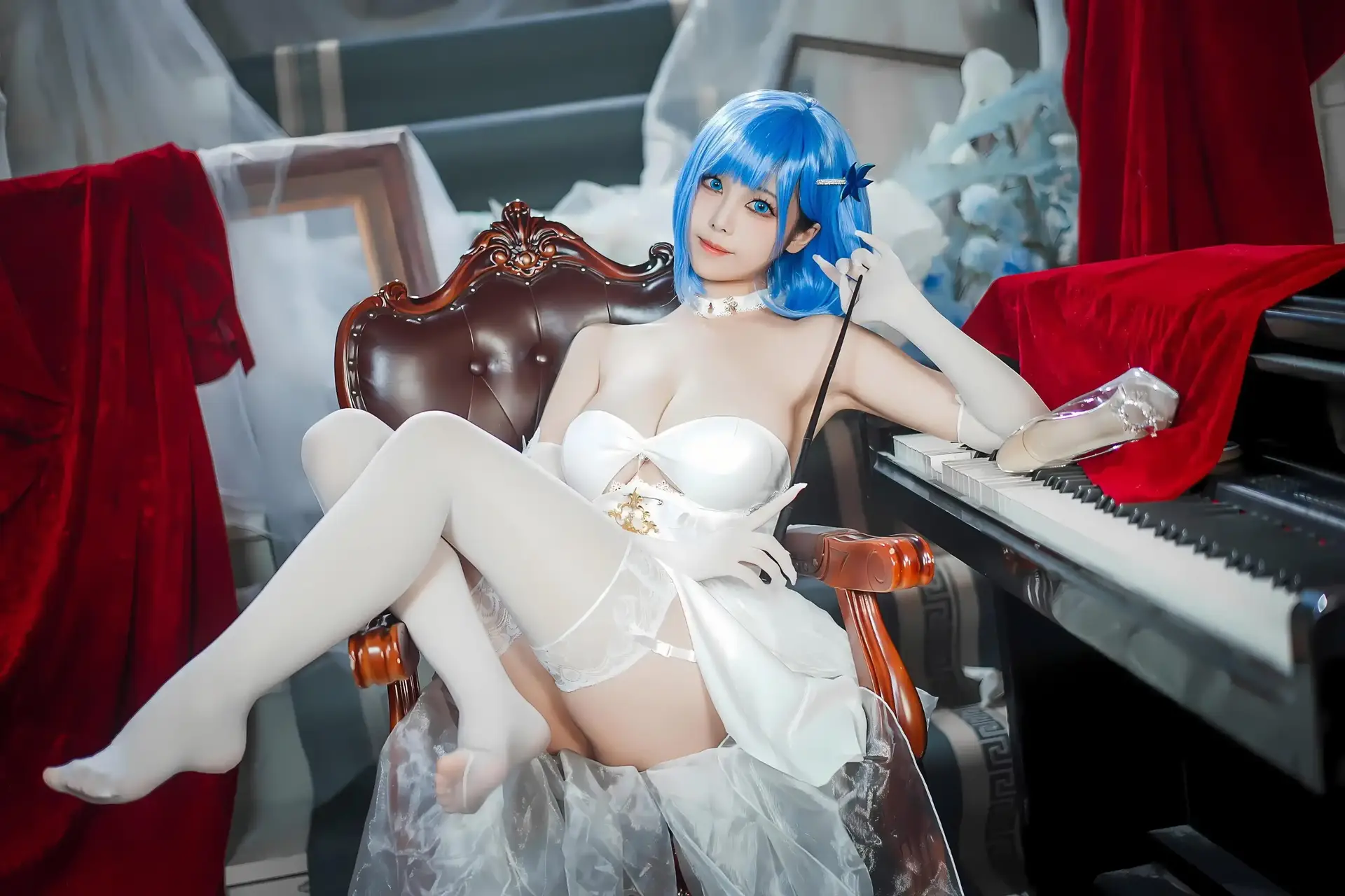 Ảnh sex cosplay Azur Lane Chapayev White Cavalry
