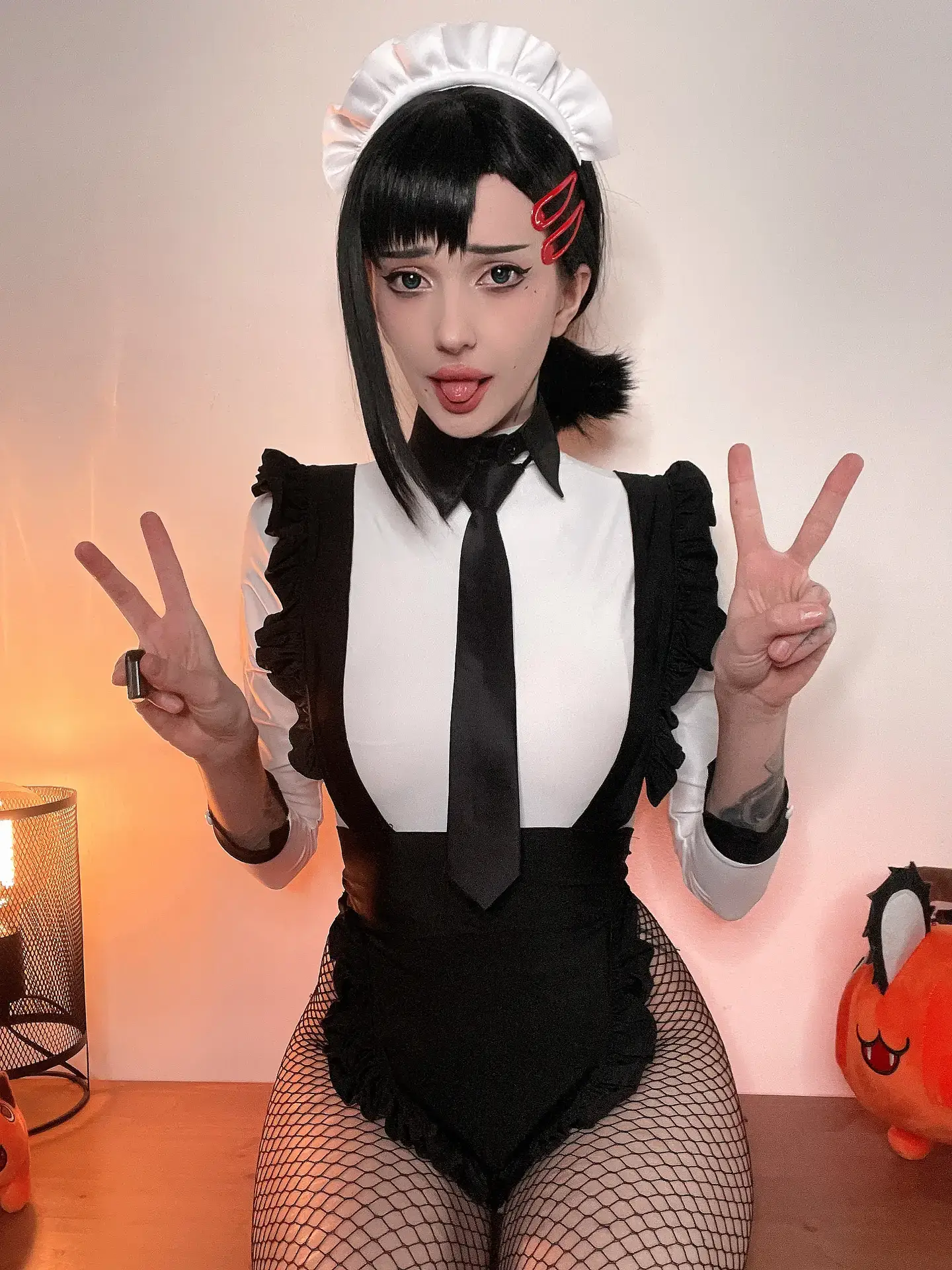 Ảnh sex Xenon Cosplay Kobeni Maid