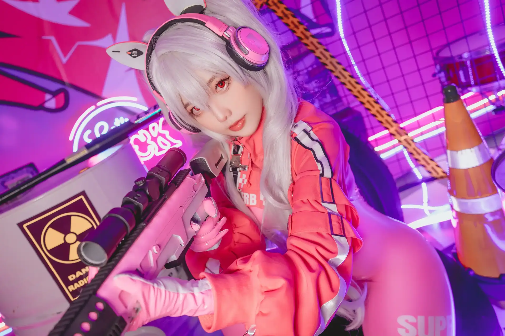 Ảnh sex Messie Huang cosplay Alice