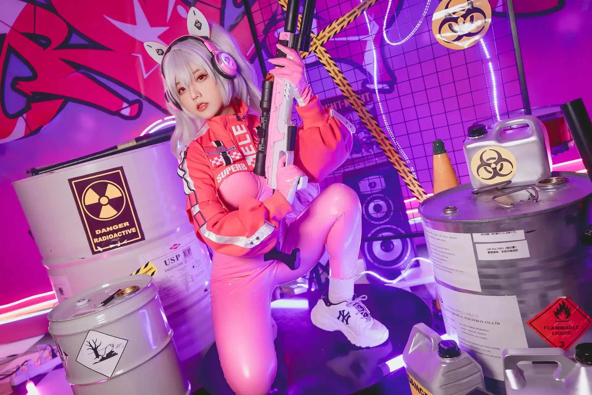 Ảnh sex Messie Huang cosplay Alice