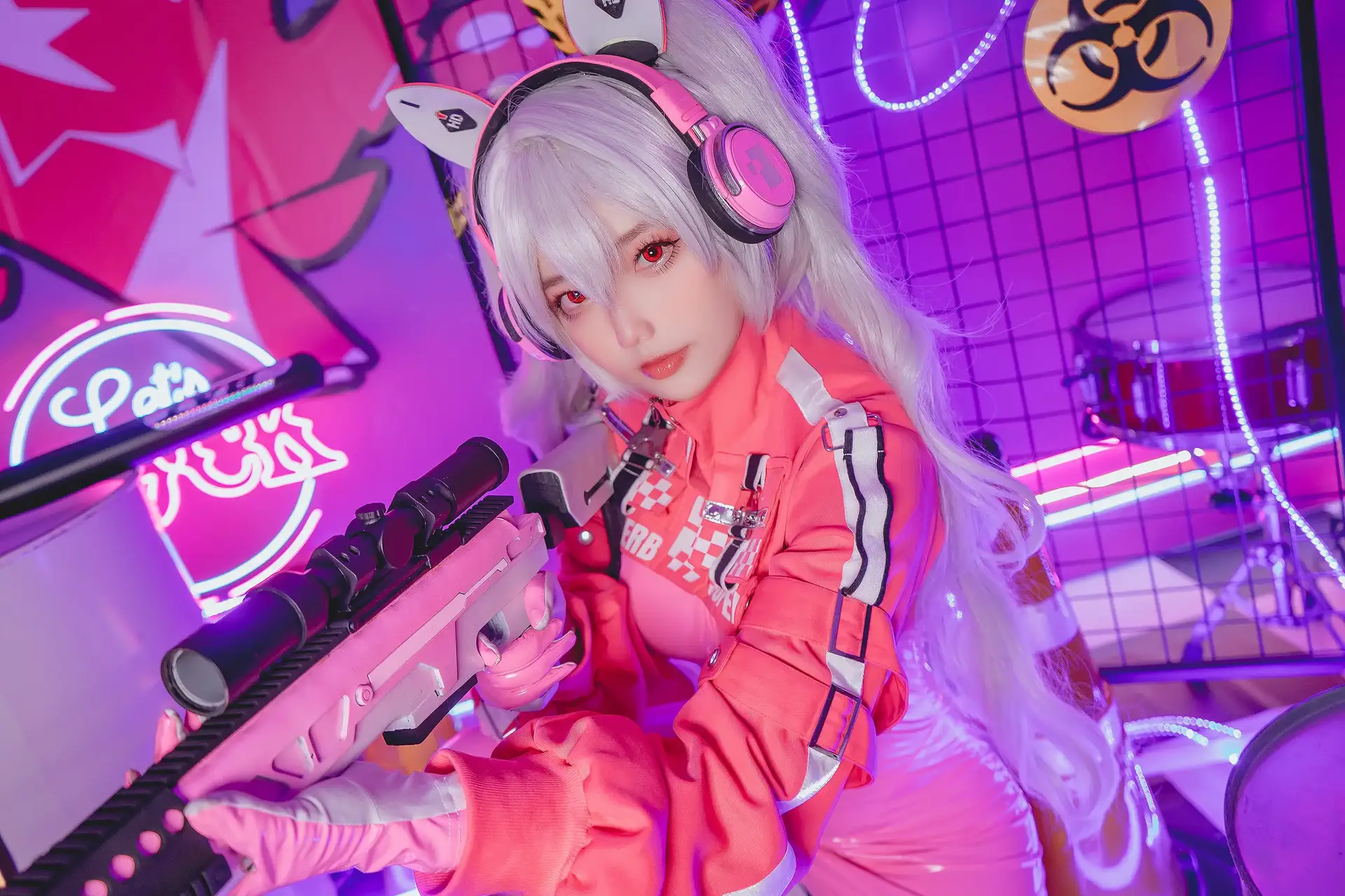 Ảnh sex Messie Huang cosplay Alice