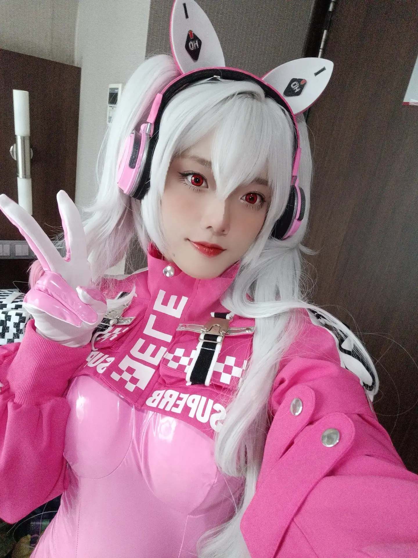 Ảnh sex Messie Huang cosplay Alice