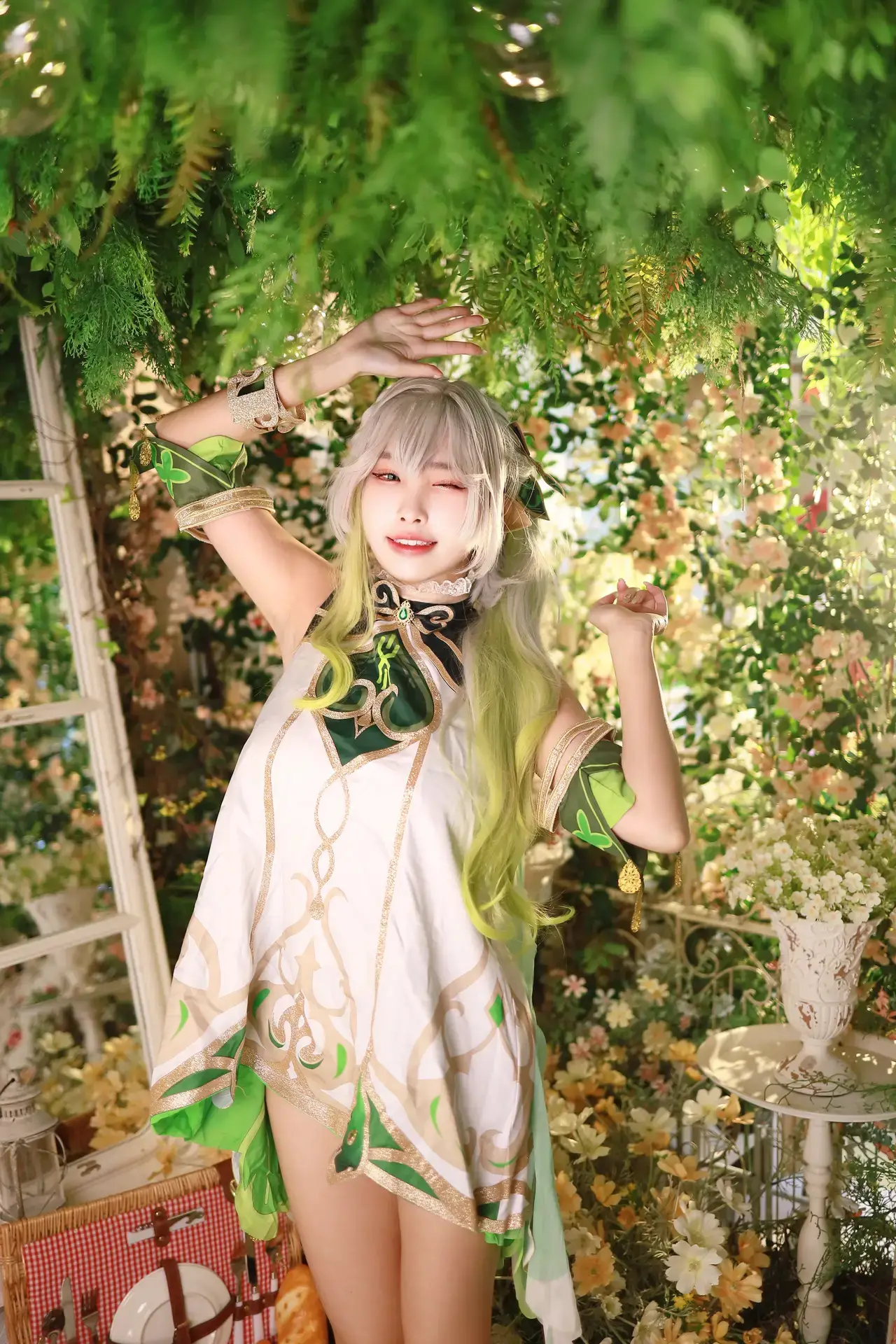 Ảnh sex cosplay Momo Genshin Impact Naxida