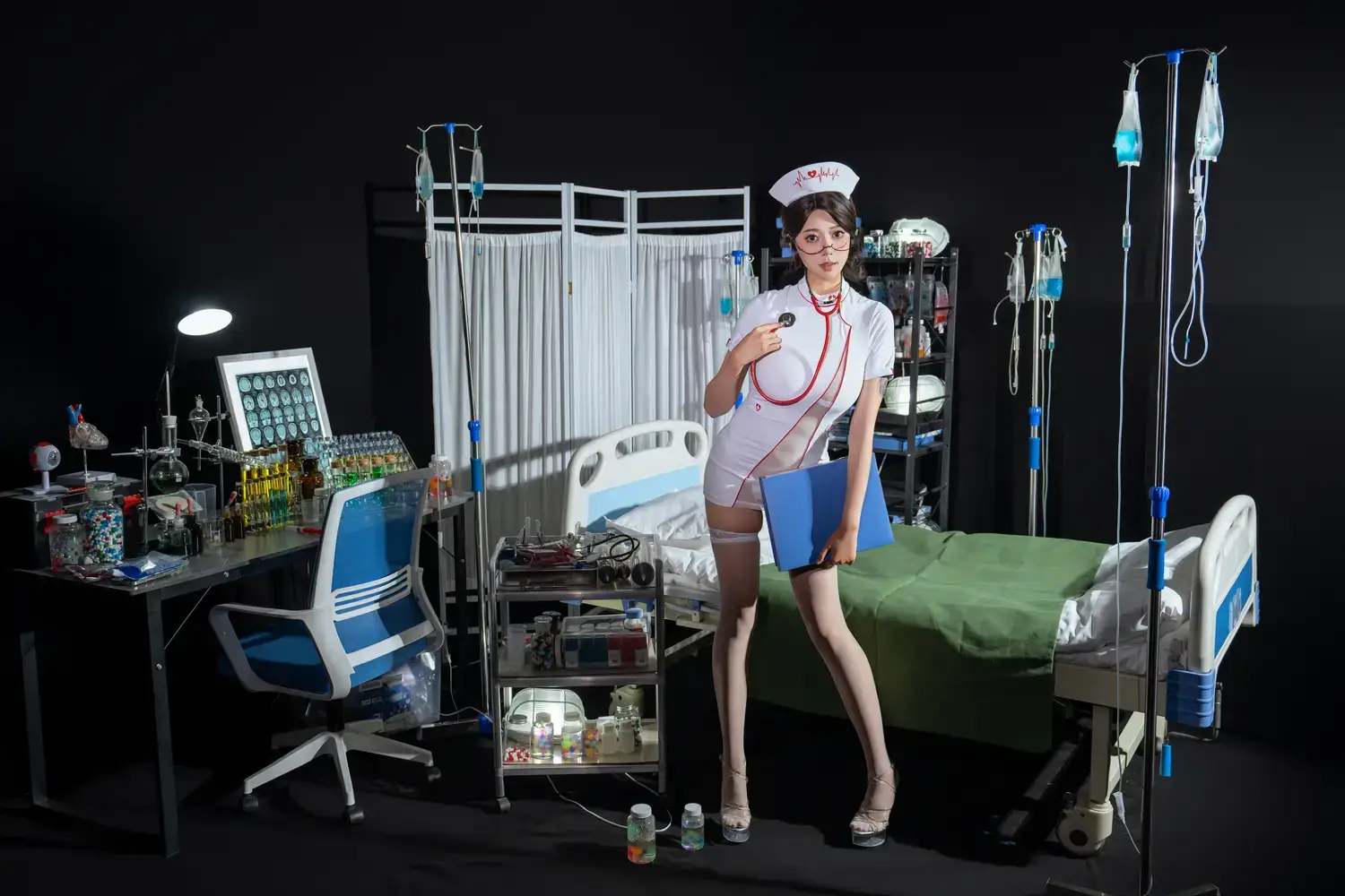 Ảnh Sex Cosplay Heart beating Nurse