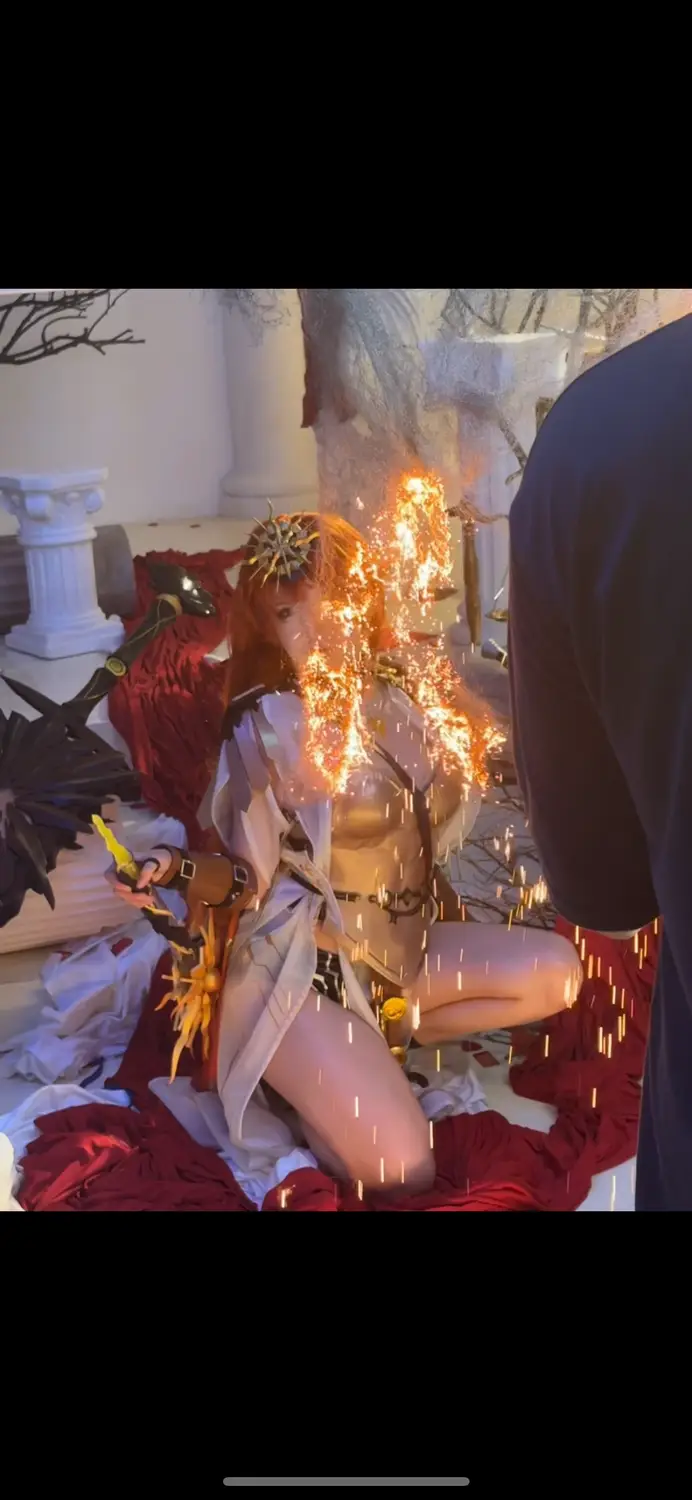 Ảnh Sex kaOri Cosplay Augusta