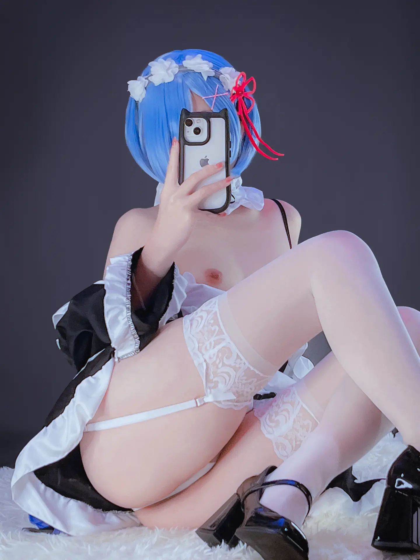 Ảnh Sex Ayame Base Cosplay White Silk Rem