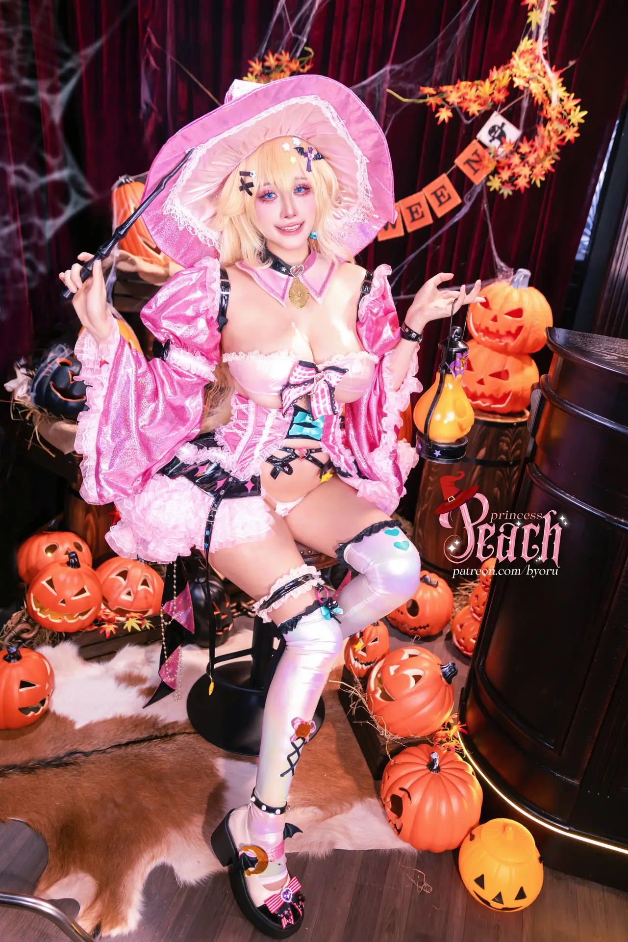 Ảnh sex Byoru Cosplay: Peach princess Witch