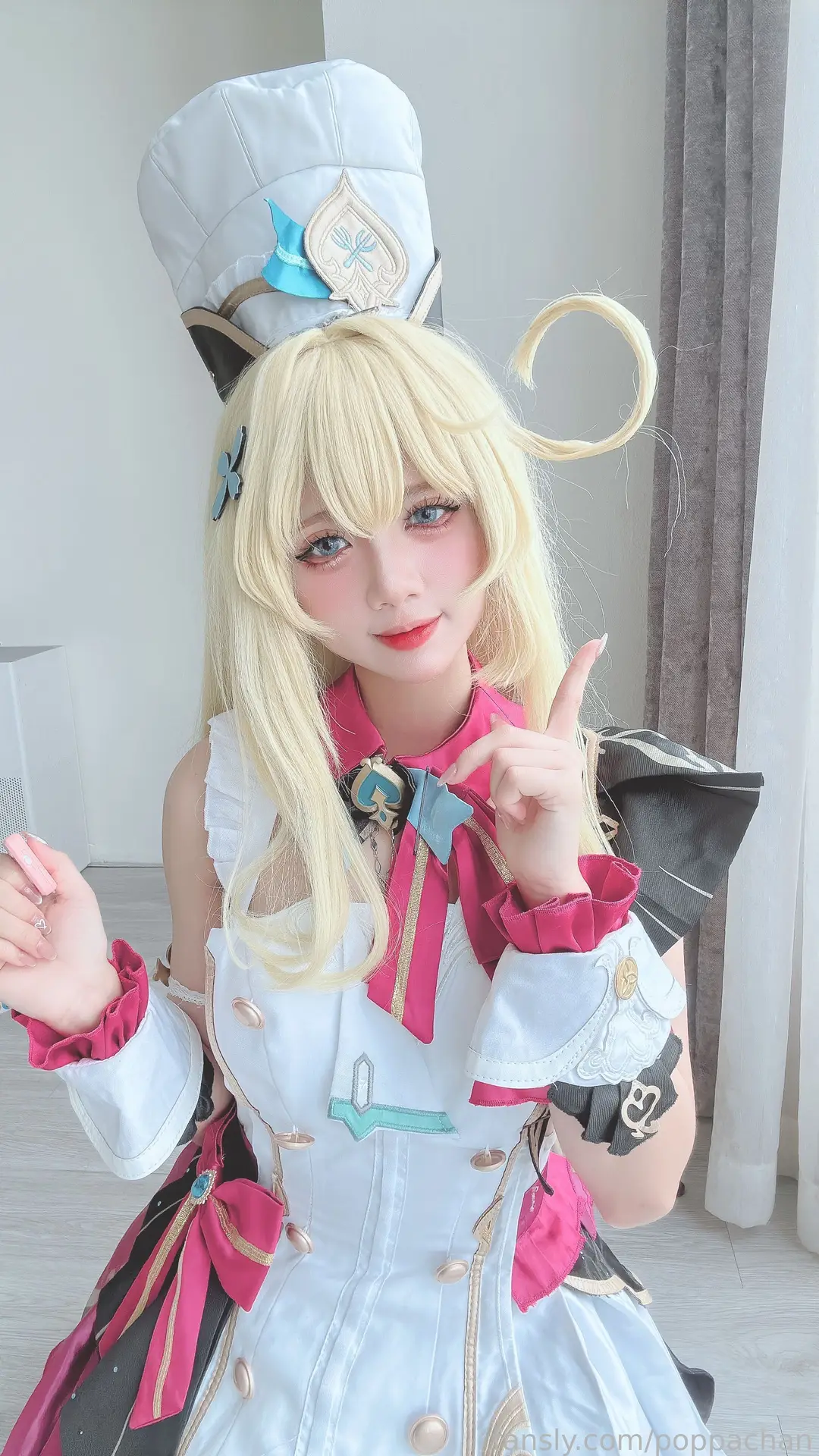Ảnh Sex PoppaChan Cosplay Escoffier