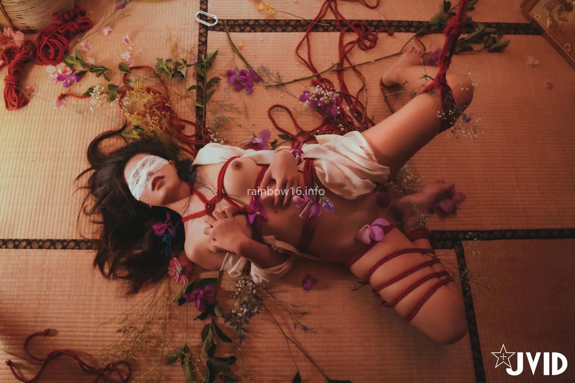 Ảnh Sex Maya [JVID] Masterpiece flower vases