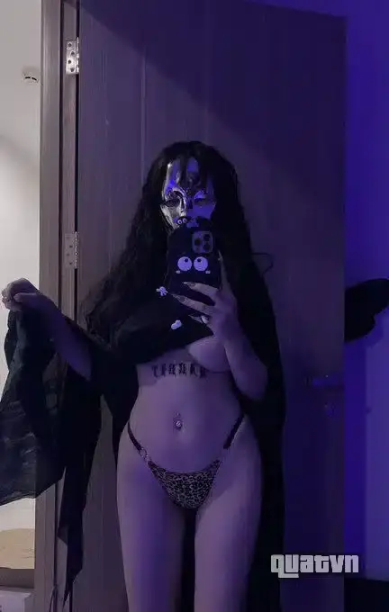 Ảnh sex việt nam Kim Yến (Yến Thor)