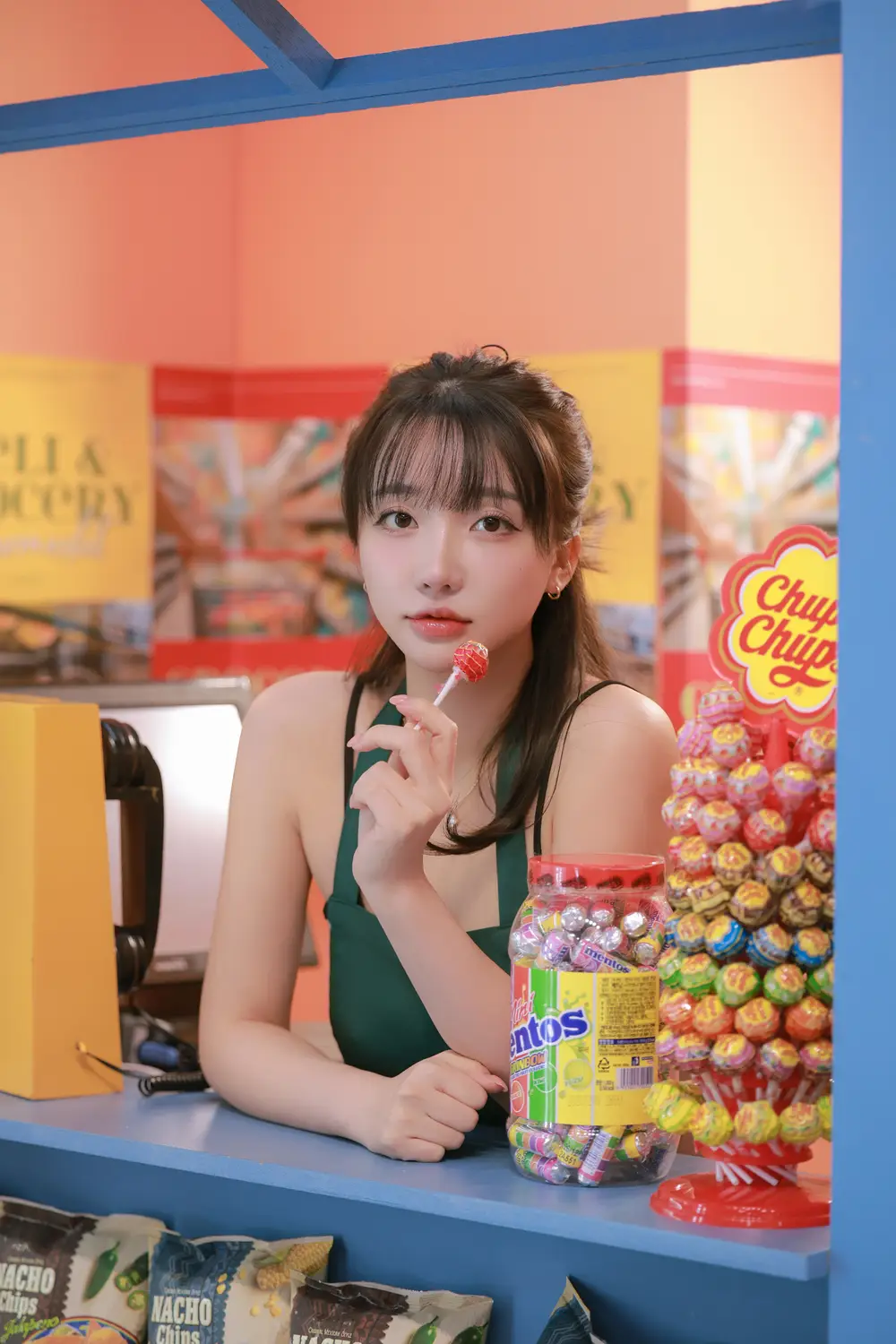 Ảnh sex Son Ye-Eun: Night Shift