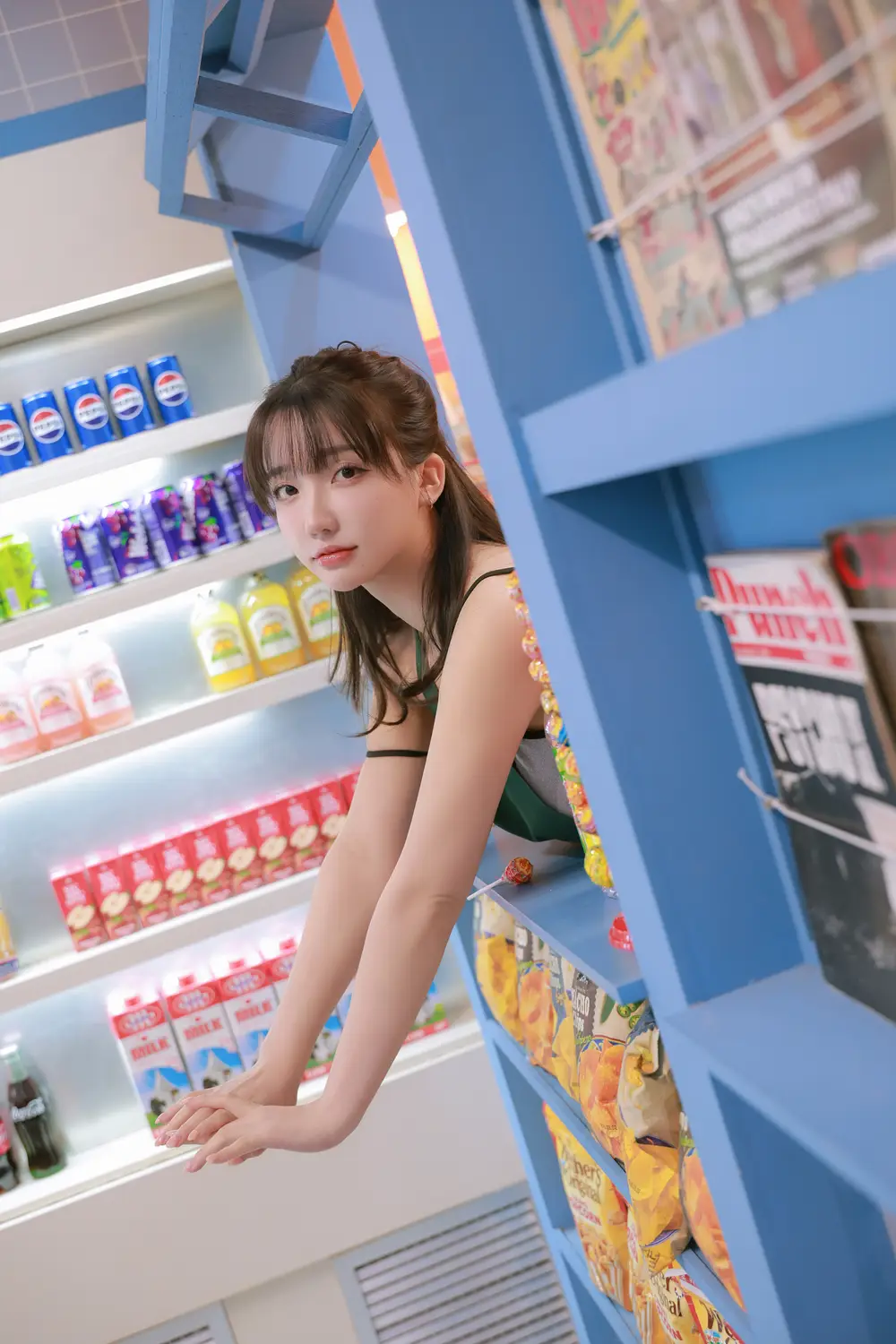 Ảnh sex Son Ye-Eun: Night Shift