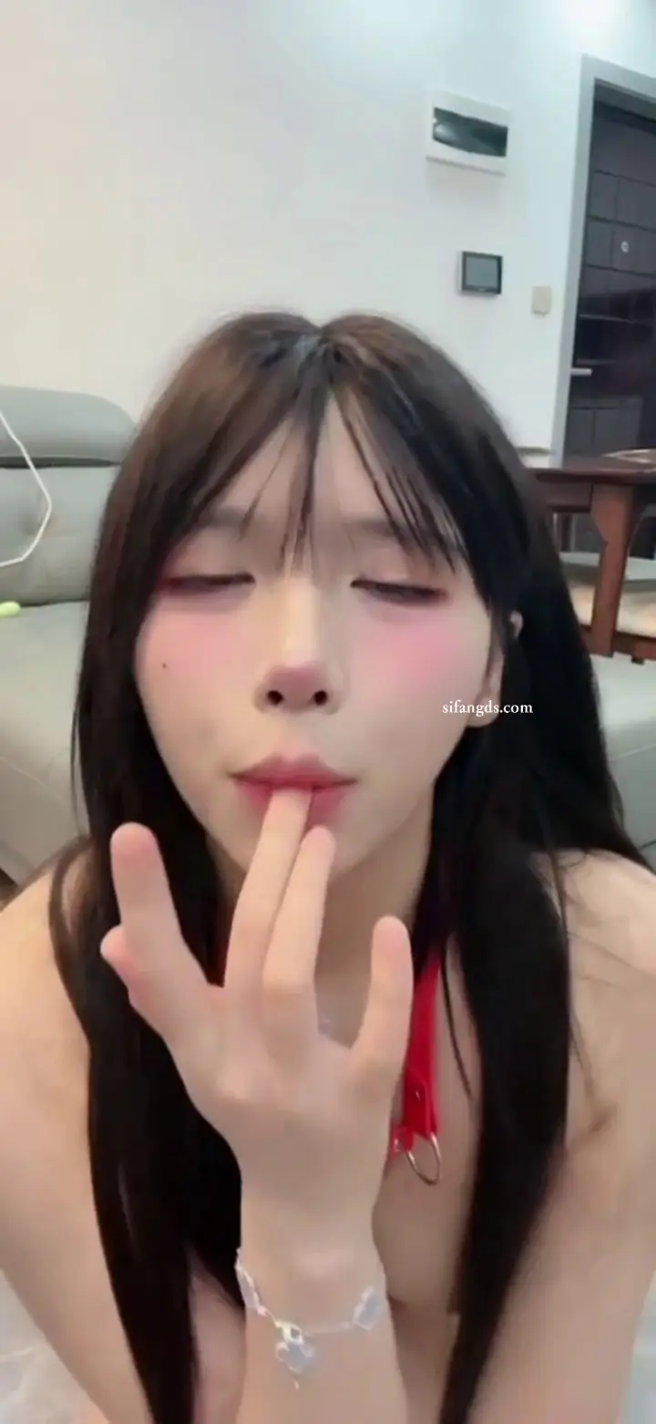 Ảnh sex Youyoujiang: Cute and curvy girl