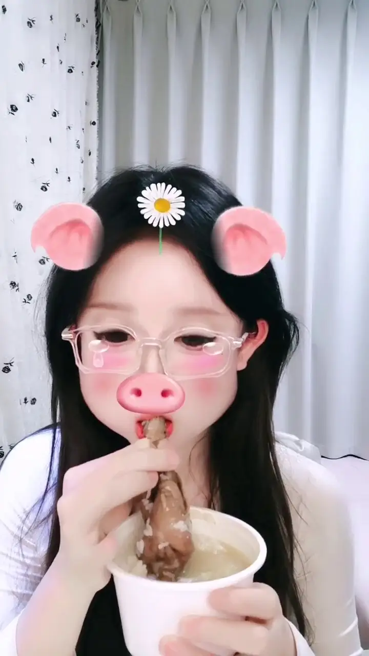 Ảnh Sex hoa kh&ocirc;i của trường đ&atilde; trở lại