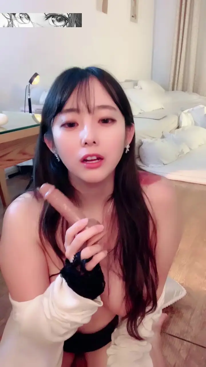 Ảnh Sex Little Fox: A sweet and coquettish voice actress